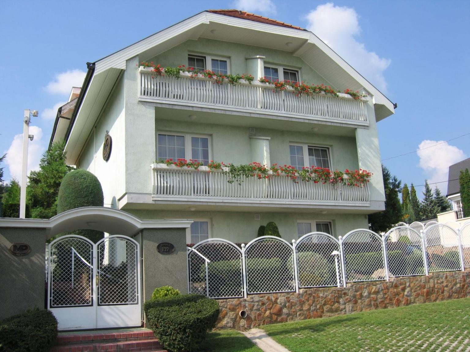 Hotel Molnar Budapest Bagian luar foto
