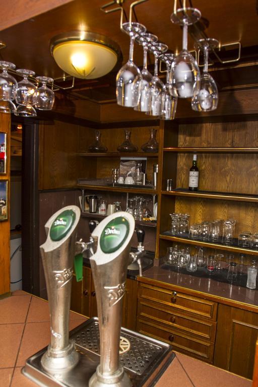 Hotel Molnar Budapest Bagian luar foto